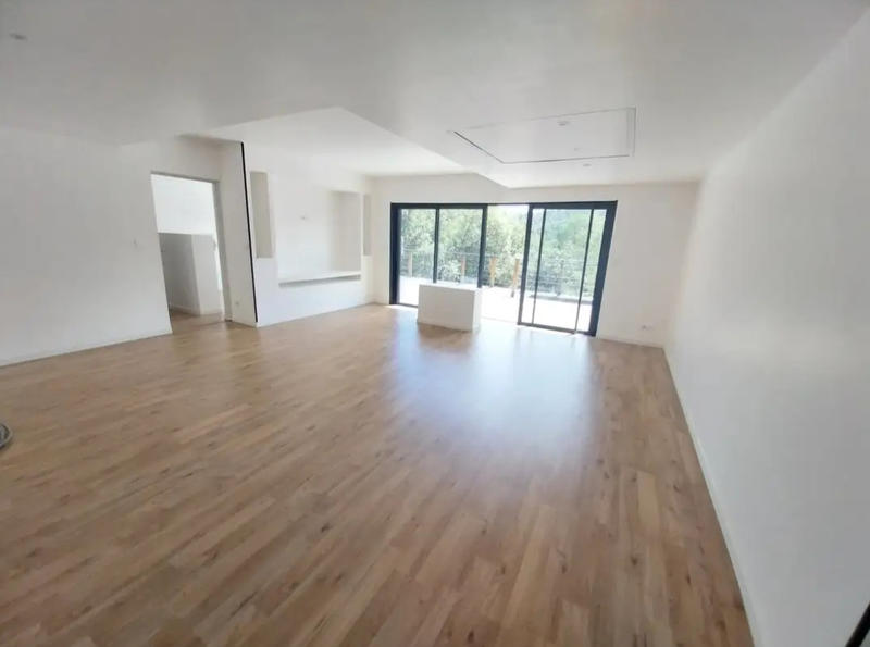 Maison - 107 m² - 4 pièces