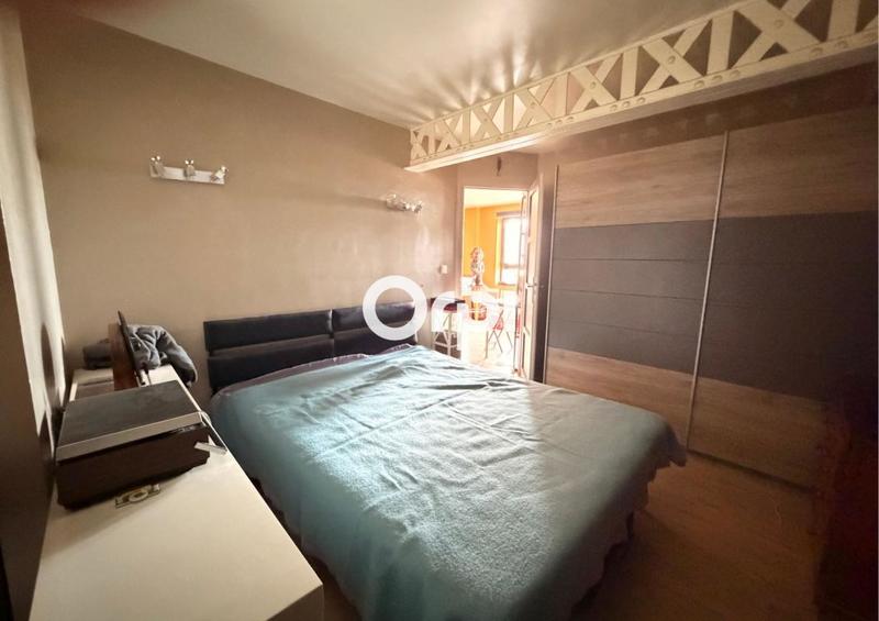 Loft - 66 m² - 2 pièces