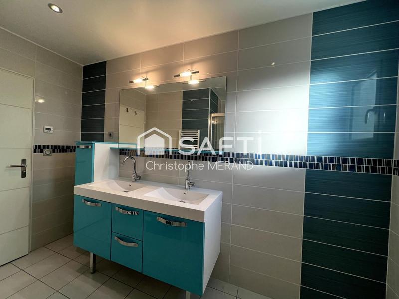 Maison - 185 m² - 8 pièces