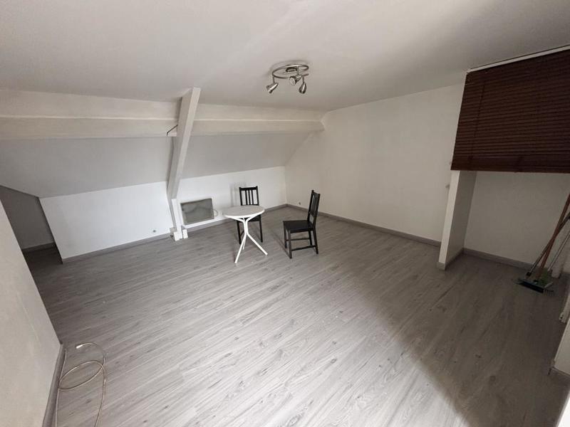 Studio - 24 m² - 1 pièce