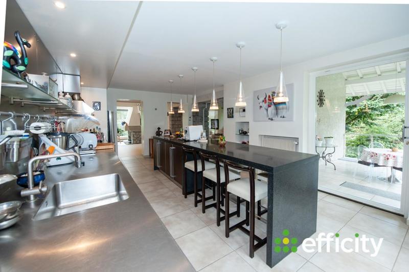 Maison - 444 m² - 10 pièces