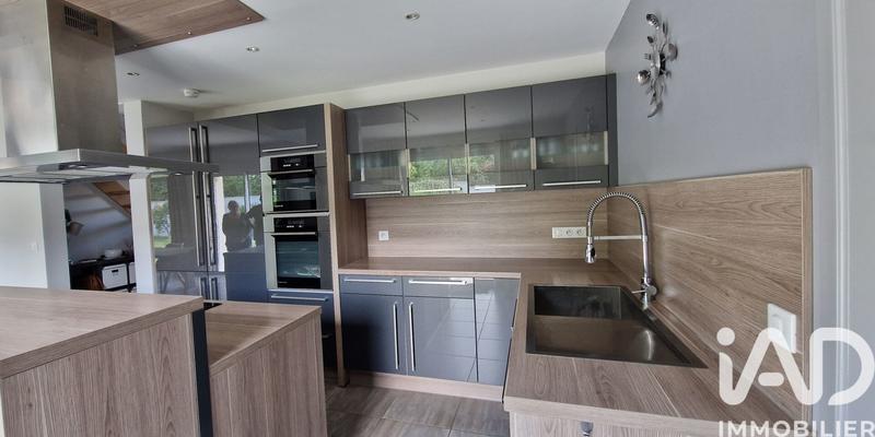 Maison - 168 m² - 5 pièces