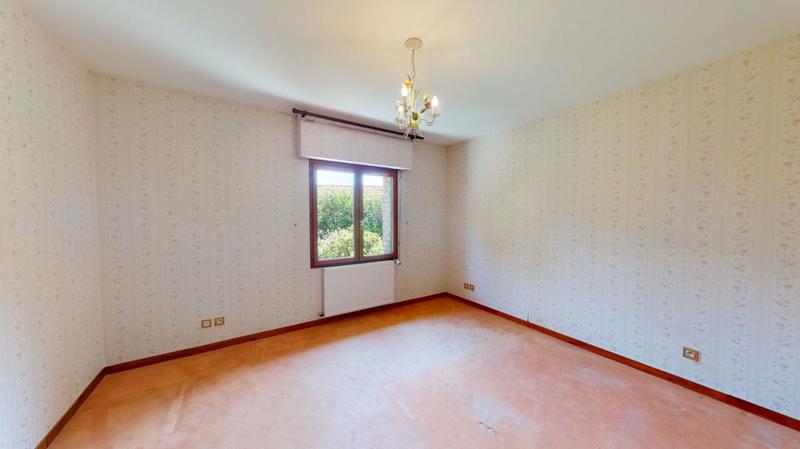 Maison - 180 m² - 5 pièces