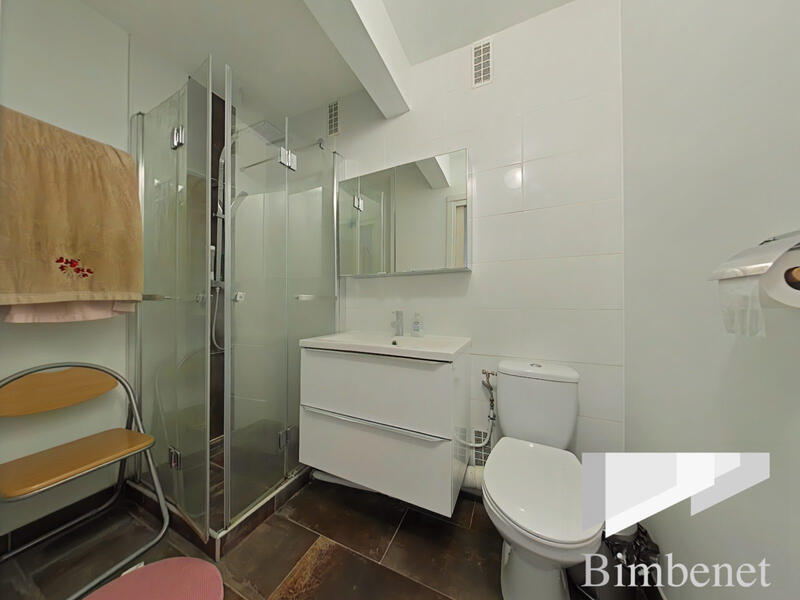 Appartement - 98 m² - 5 pièces