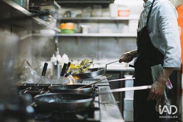 Local commercial - 83 m²