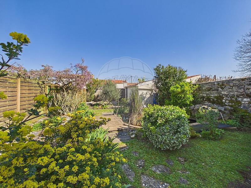 Maison - 133 m² - 6 pièces