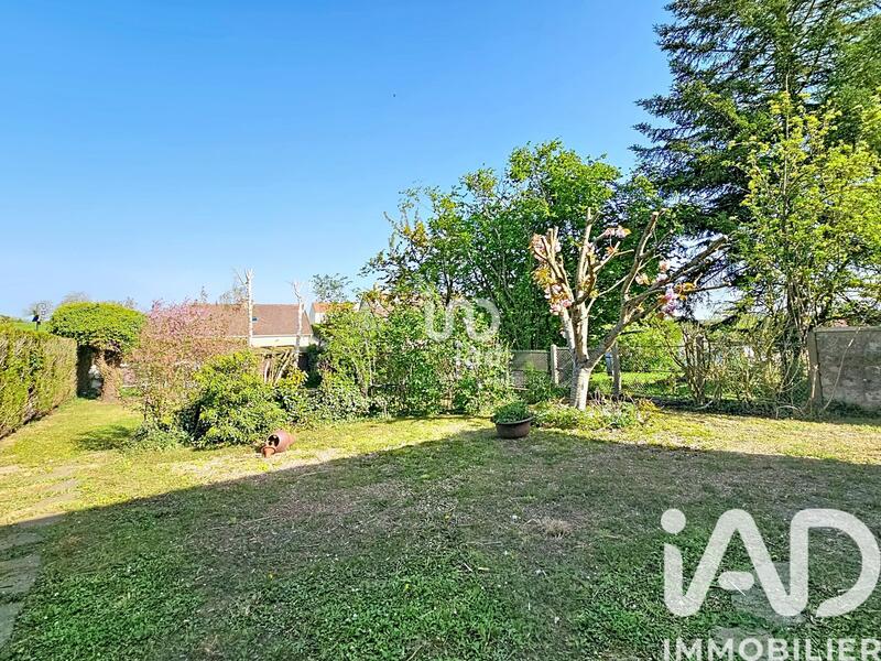 Maison - 95 m² - 5 pièces