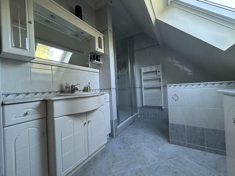 Maison - 160 m² - 7 pièces