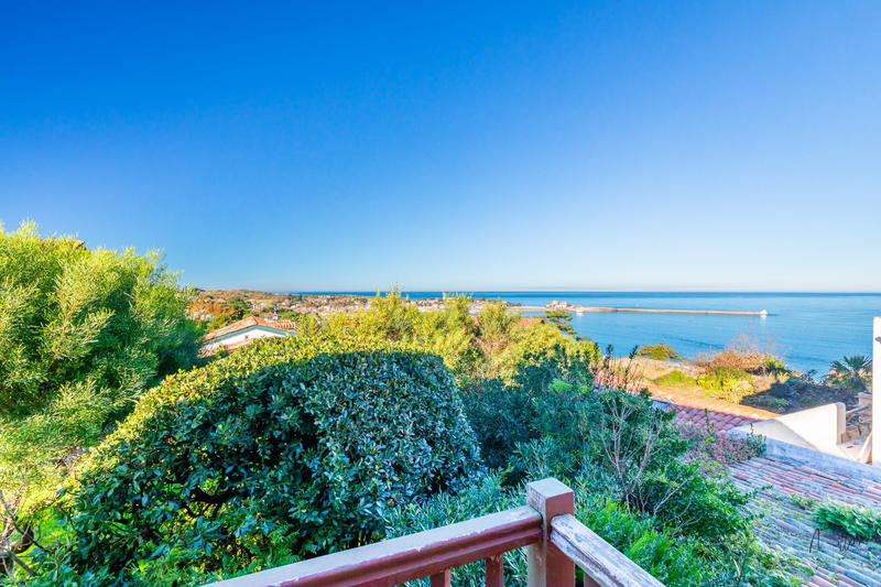 Maison - 106 m² - 5 pièces