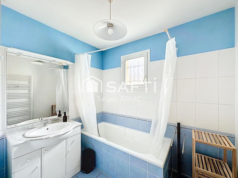 Maison - 91 m² - 4 pièces