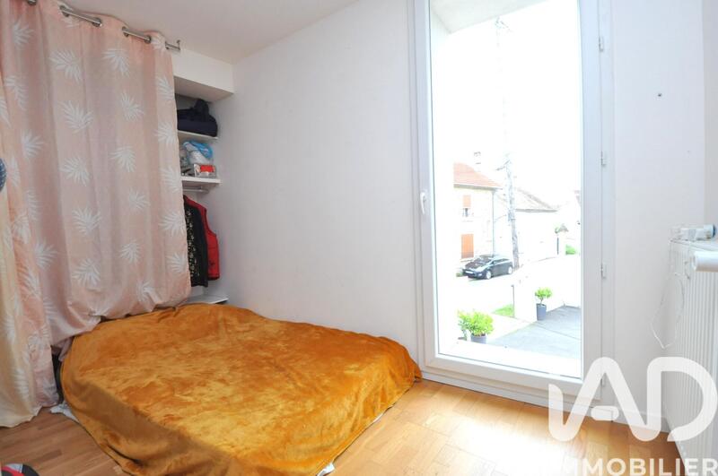 Maison - 205 m² - 7 pièces