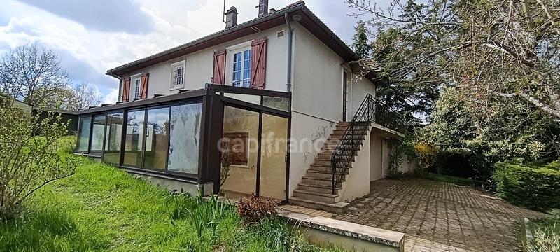 Maison - 110 m² - 6 pièces