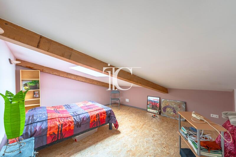 Maison - 88 m² - 5 pièces