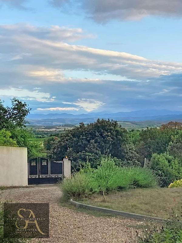 Propriété - 339 m² - 12 pièces