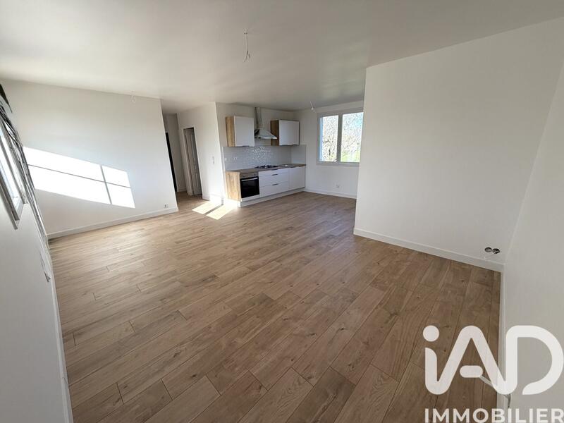 Maison - 222 m² - 10 pièces