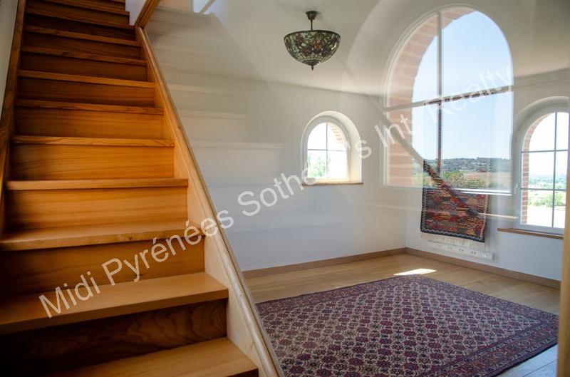 Maison - 278 m² - 7 pièces