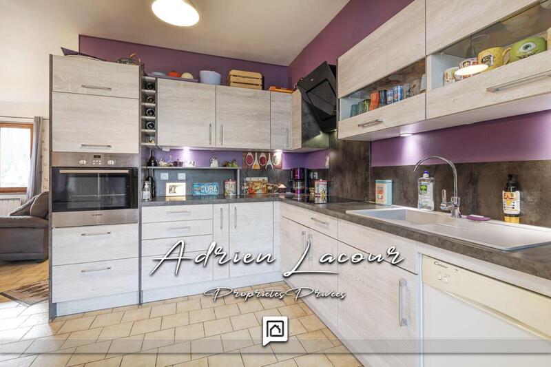 Maison - 97 m² - 7 pièces