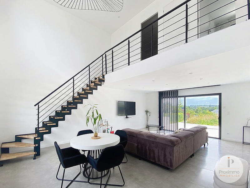 Maison - 128 m² - 5 pièces