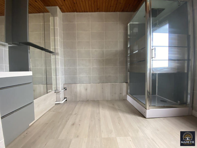 Maison - 97 m² - 6 pièces