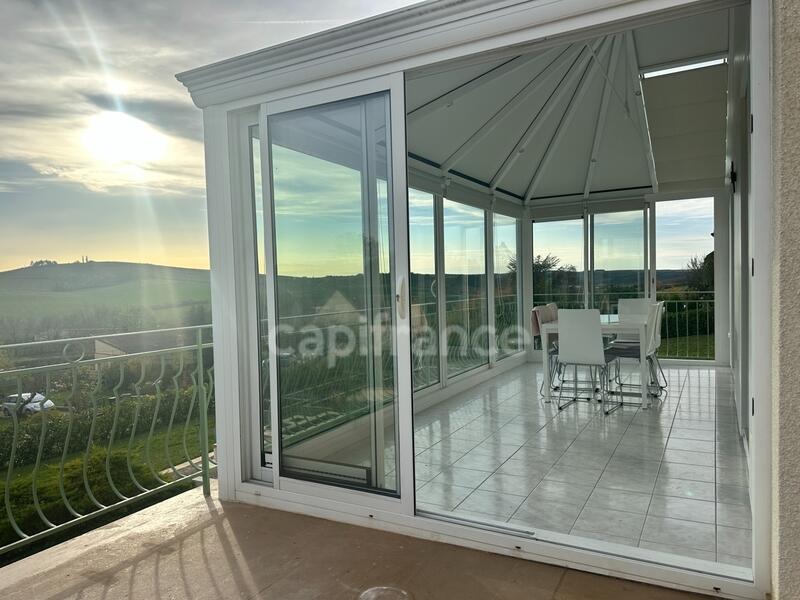 Maison - 179 m² - 9 pièces