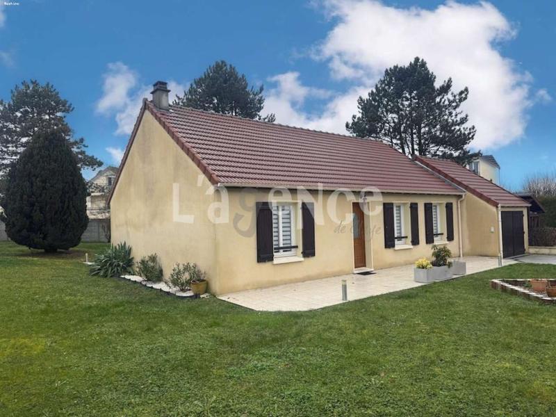 Maison - 90 m² - 5 pièces