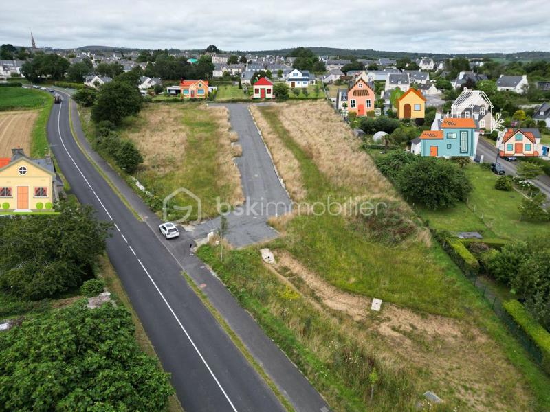 Terrain constructible - 922 m²