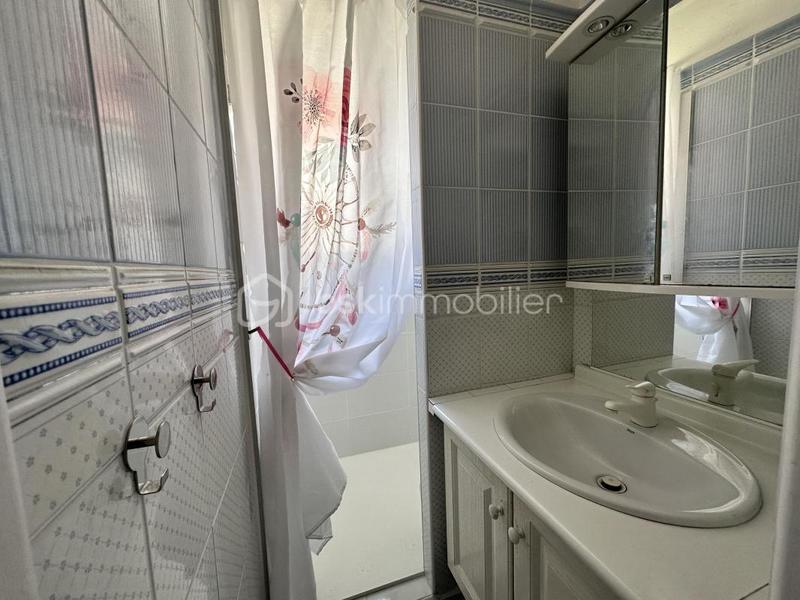 Maison traditionnelle - 128 m² - 8 pièces