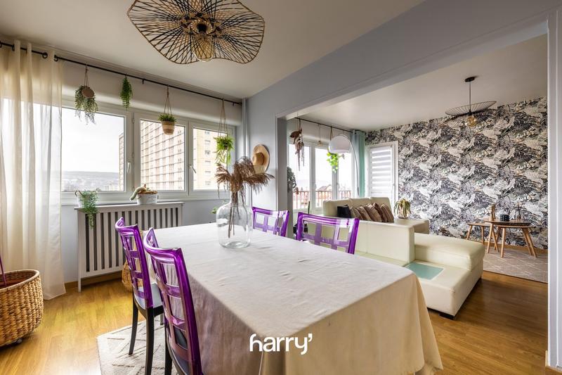 Appartement - 84 m² - 4 pièces