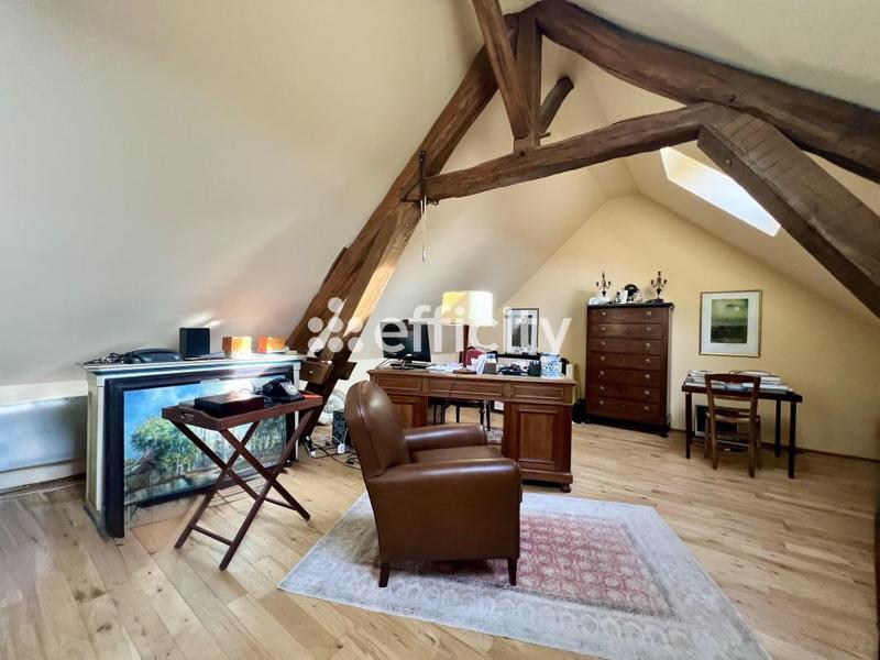 Longère - 220 m² - 9 pièces