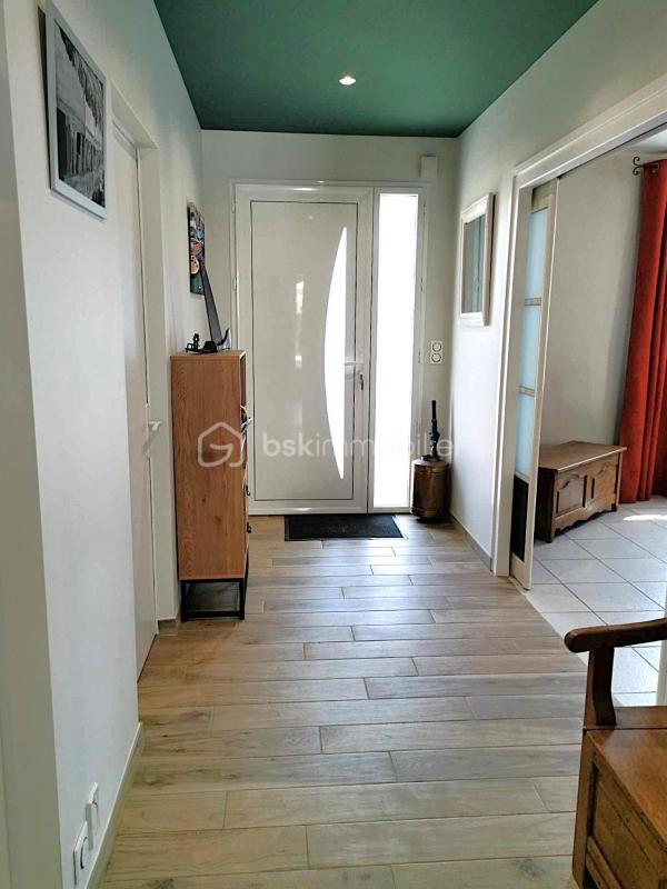 Maison - 248 m² - 11 pièces