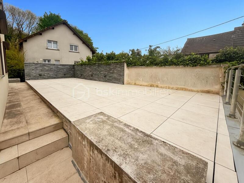 Maison - 119 m² - 6 pièces