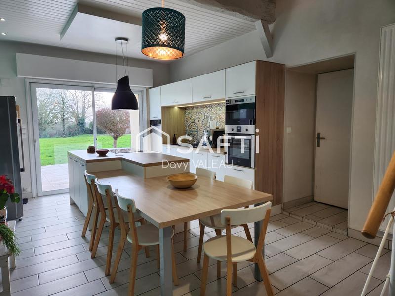 Maison - 217 m² - 6 pièces