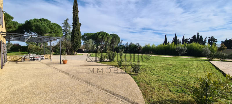 Mas - 192 m² - 7 pièces