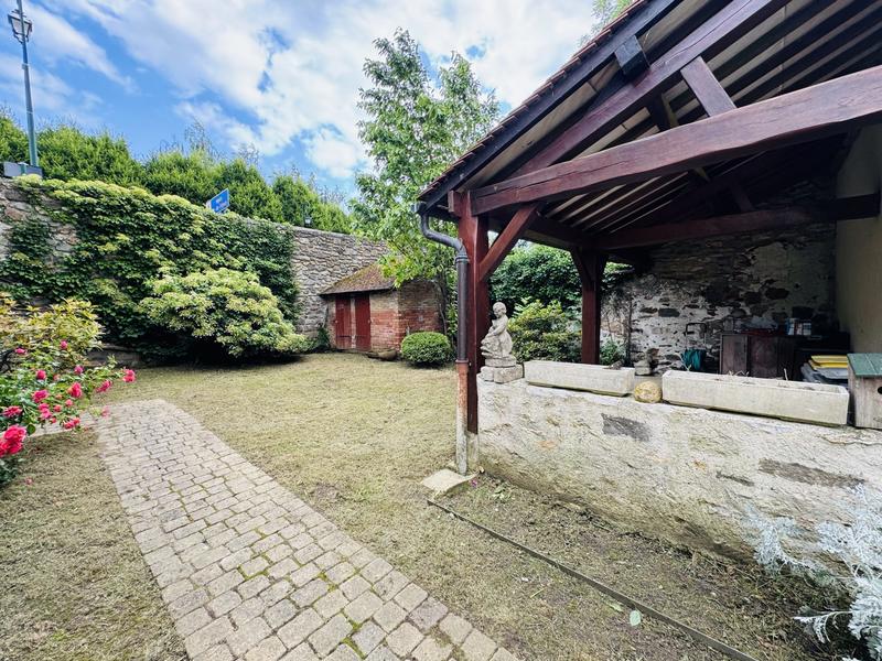 Maison ancienne - 222 m² - 8 pièces