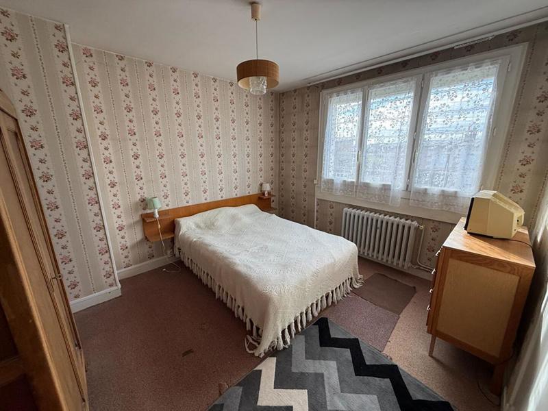 Maison - 83 m² - 4 pièces