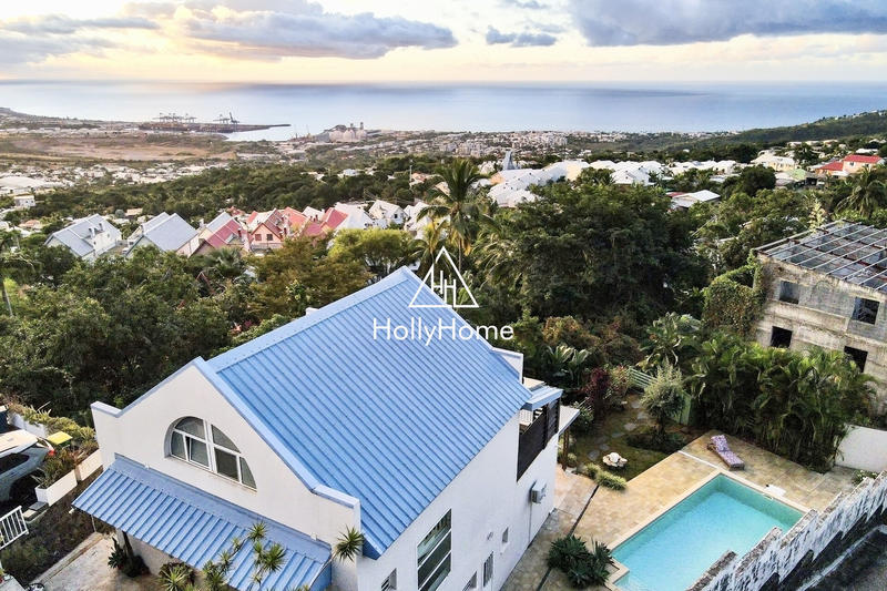 Maison - 175 m² - 6 pièces