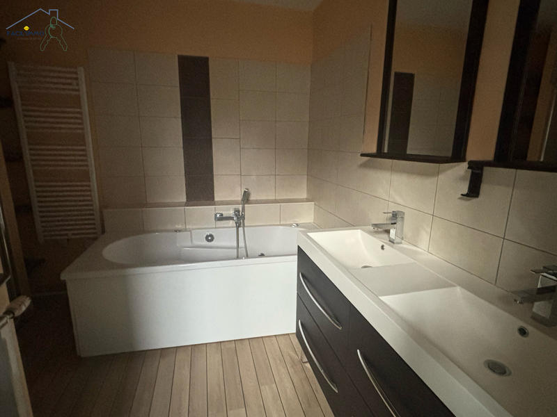 Maison - 91 m² - 4 pièces