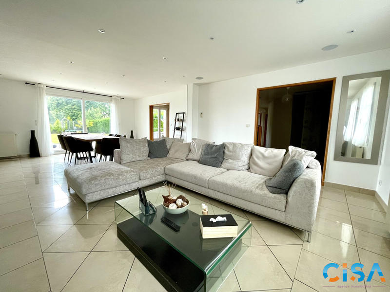 Maison - 194 m² - 7 pièces