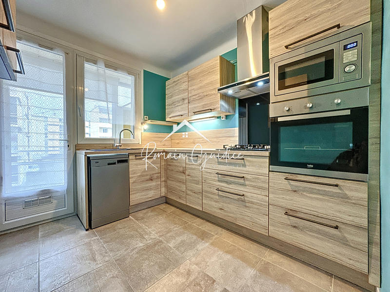 Appartement - 67 m² - 3 pièces