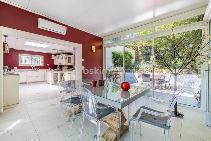 Maison d'architecte - 518 m² - 12 pièces