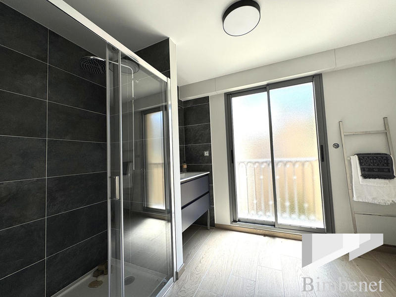 Appartement - 132 m² - 4 pièces