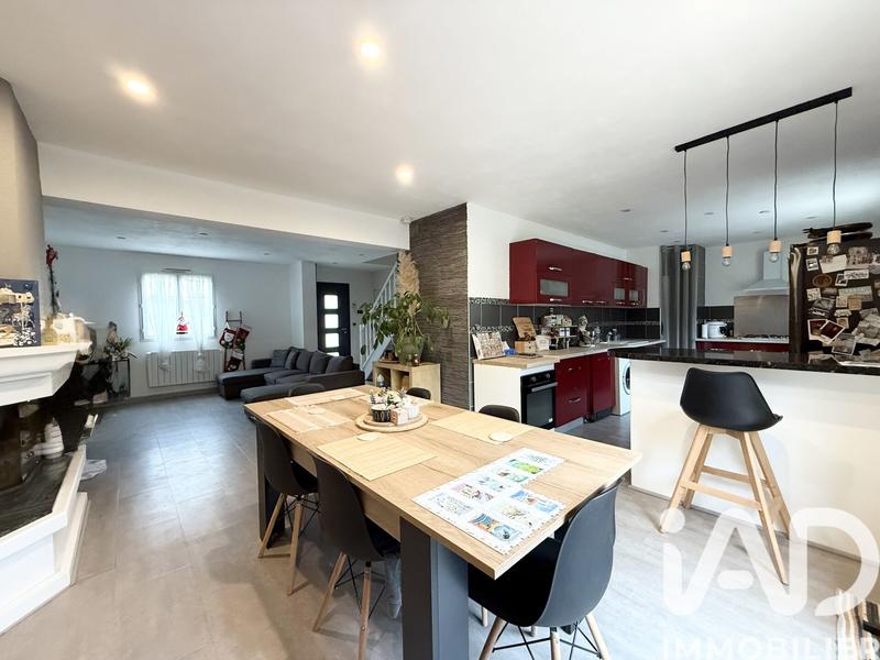 Maison - 107 m² - 6 pièces