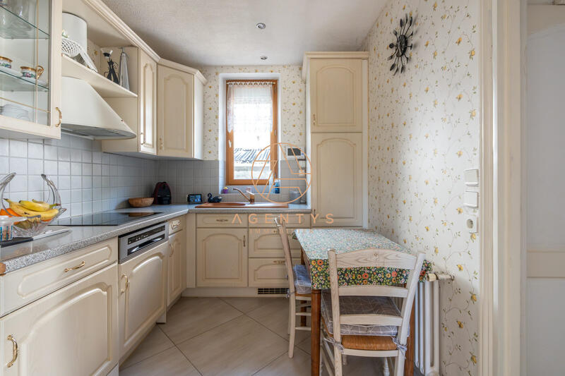 Maison - 165 m² - 6 pièces