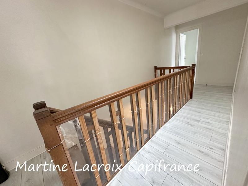 Immeuble - 253 m² - 13 pièces