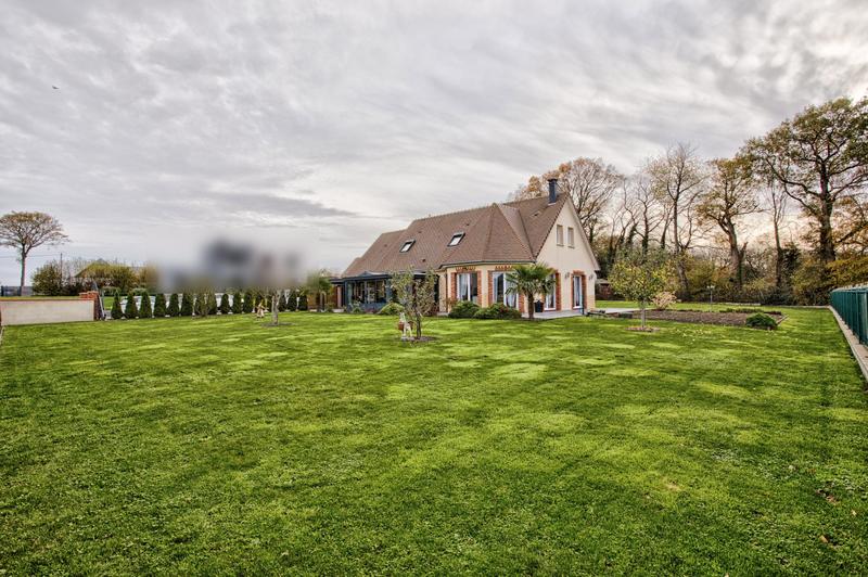 Villa - 193 m² - 9 pièces