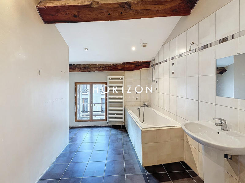 Maison ancienne - 170 m² - 7 pièces