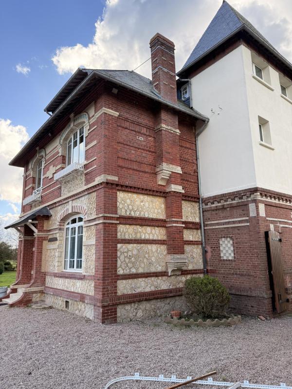 Maison de maîtres - 241 m² - 8 pièces