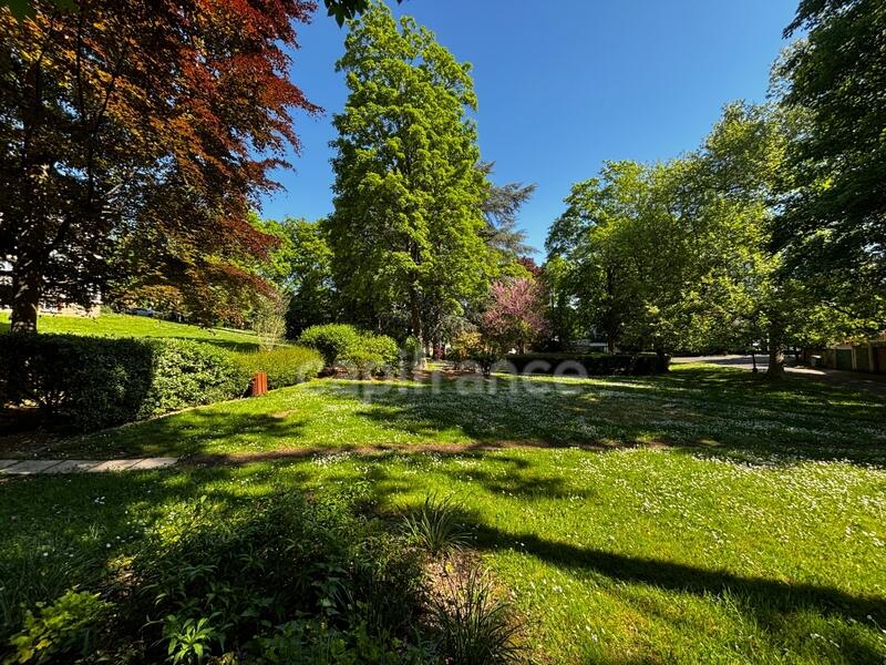 Appartement - 115 m² - 6 pièces