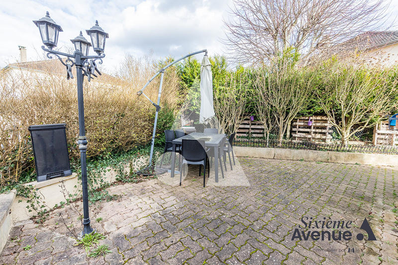 Maison - 96 m² - 5 pièces