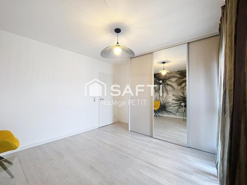 Appartement - 100 m² - 6 pièces